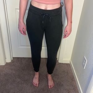 Lululemon commuter sweat pants
